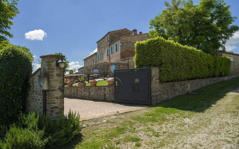 Villa Giare: Have, Estate, Landscaping, Villa, Backyard