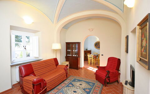 Dante: Værelse, Ejendom, Møbel, Bygning, Indretning, Stue, Ejendom, Hus, Arkitektur, Loft