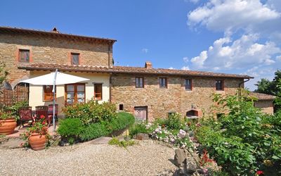 Borgo degli Olivi - Montevarchi, Toscana, Italien - Corbezzolo