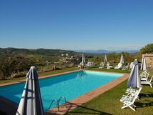 The panoramic Swimming-pool