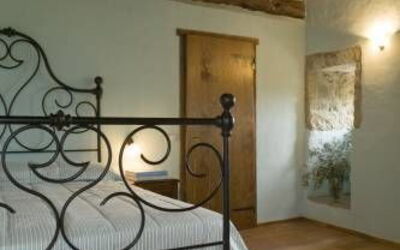 Melograno bedroom