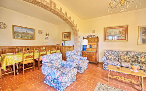 Casale Ambra: Værelse, Ejendom, Ejendom, Bygning, Møbel, Indretning, Hus, Etage, Restaurant