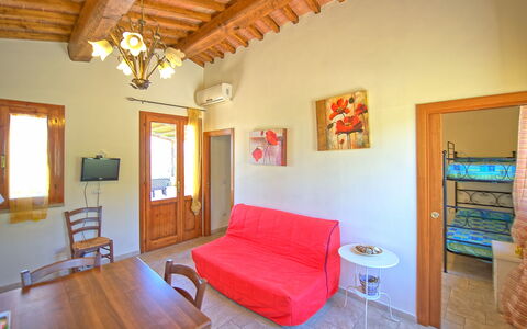 Villa Roberto: Værelse, Ejendom, Møbel, Bygning, Soveværelse, Hus, Ejendom, Indretning, Seng, Etage