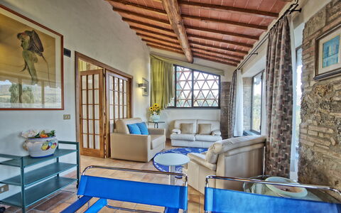 Poggiluglio: Værelse, Ejendom, Bygning, Indretning, Hus, Møbel, Loft, Ejendom, Hjem, Arkitektur