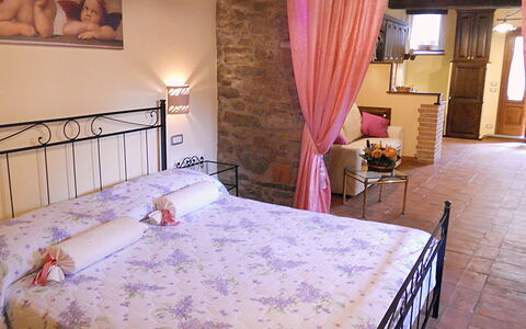 Casa Stefy: Soveværelse, Værelse, Ejendom, Møbel, Seng, Indretning, Bed Frame, Sengetøj, Etage, Bygning