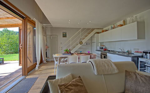 Capannino: Værelse, Ejendom, Stue, Indretning, Møbel, Bygning, Hus, Loft, Ejendom, Hjem