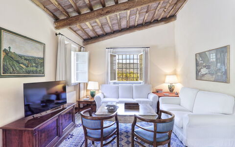 Le Pergole: Værelse, Ejendom, Stue, Indretning, Bygning, Møbel, Hus, Ejendom, Hjem, Loft