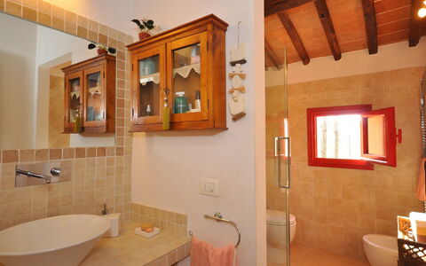 Casa Laura: Værelse, Badeværelse, Ejendom, Bygning, Indretning, Hus, Loft, Møbel, Ejendom, Etage