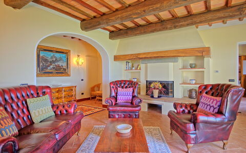 Villa Noceta: Værelse, Ejendom, Stue, Møbel, Bygning, Hus, Indretning, Ejendom, Hjem, Loft