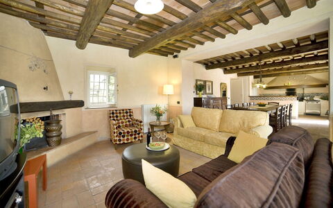 Teto: Ejendom, Værelse, Bygning, Indretning, Loft, Stue, Ejendom, Møbel, Hus, Hjem